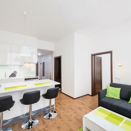 Apartment Near City Centre With Parking Place Praga Exterior foto